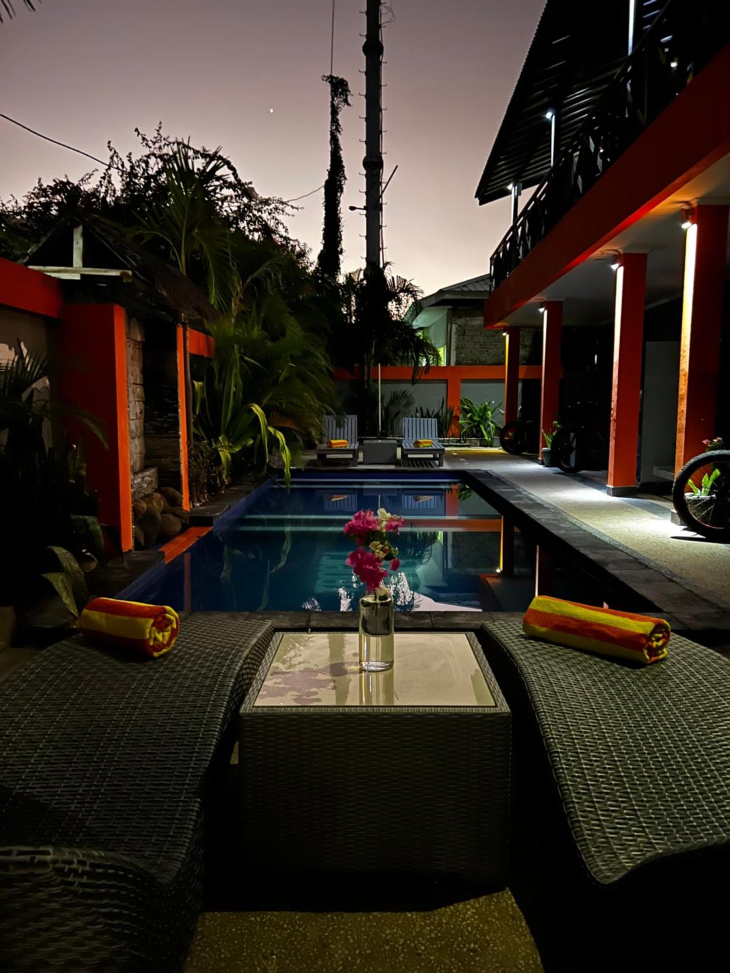 Tropica Gili Total Body Fit - Free Access Gym And Coworking Space Gili Trawangan Extérieur photo