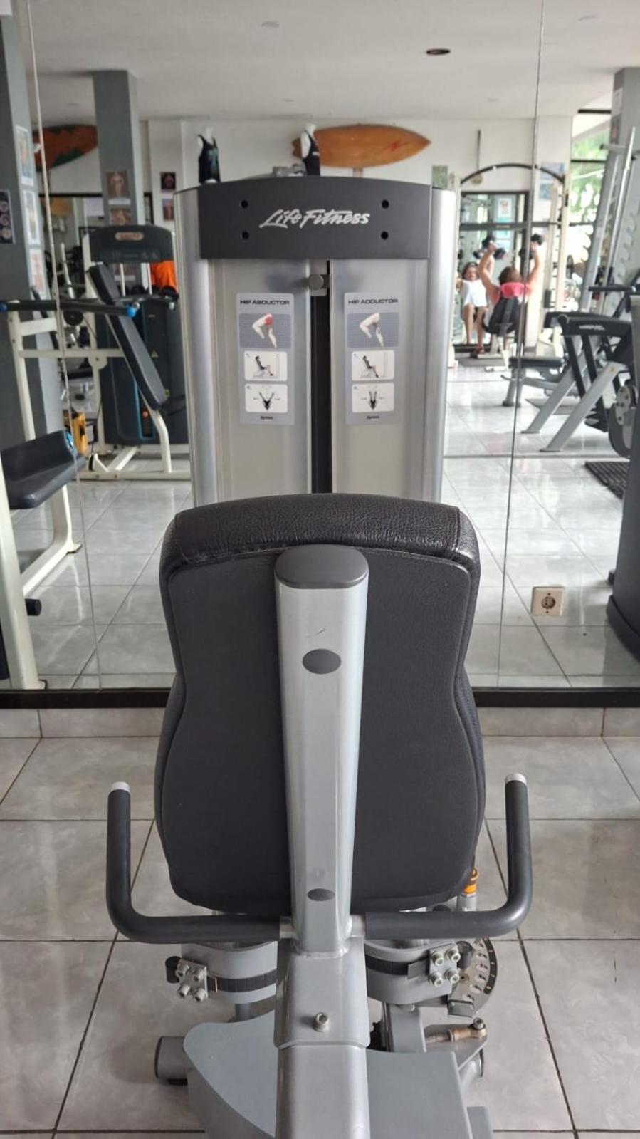 Tropica Gili Total Body Fit - Free Access Gym And Coworking Space Gili Trawangan Extérieur photo