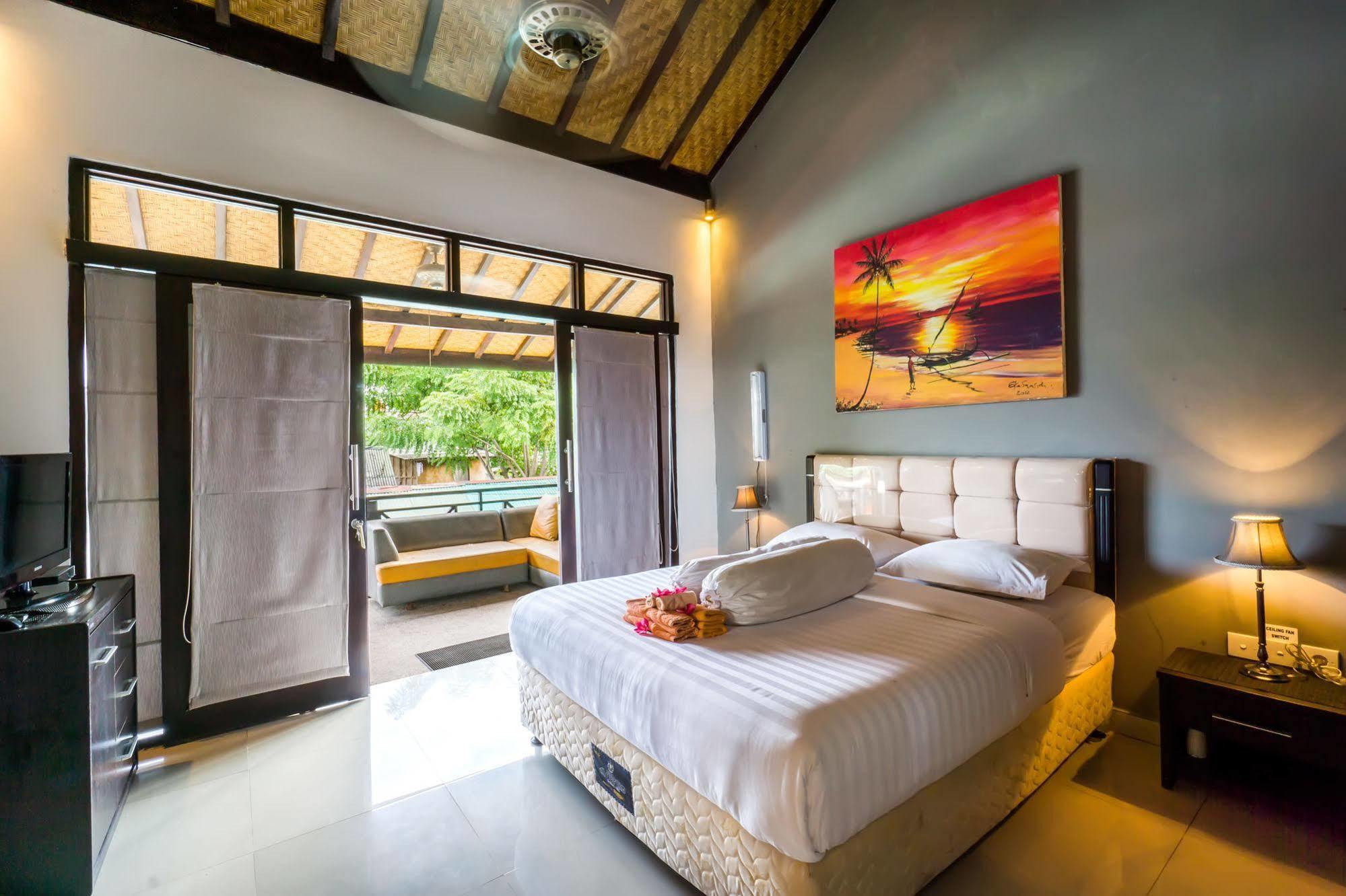 Tropica Gili Total Body Fit - Free Access Gym And Coworking Space Gili Trawangan Extérieur photo