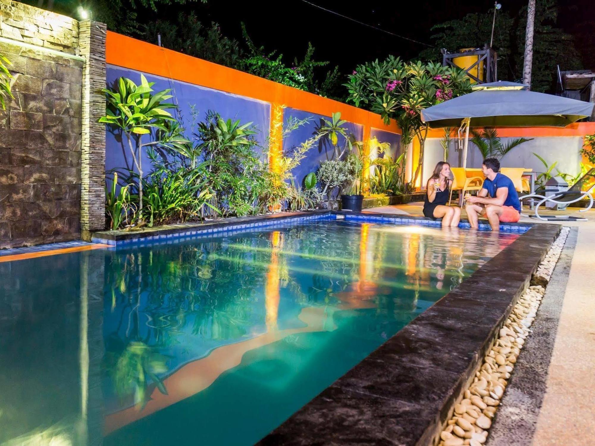 Tropica Gili Total Body Fit - Free Access Gym And Coworking Space Gili Trawangan Extérieur photo